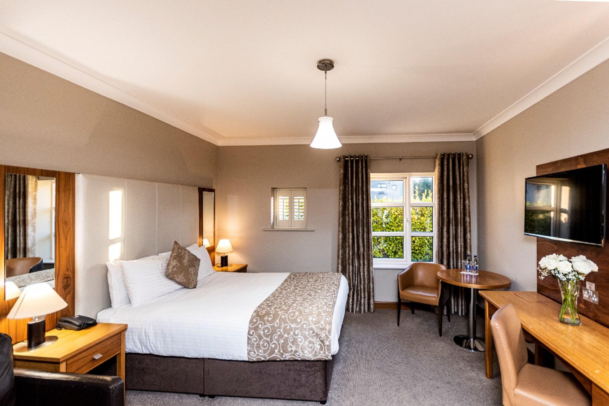 The Riverside Park Hotel Enniscorthy Esterno foto